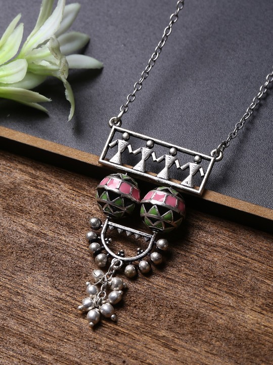 studio voylla necklace