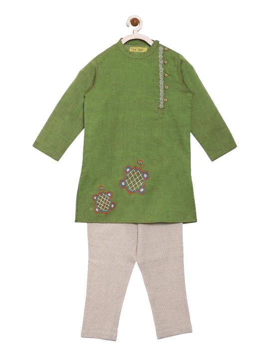 Boys Green & Beige Embroidered Kurta with Pyjamas 2-3Y