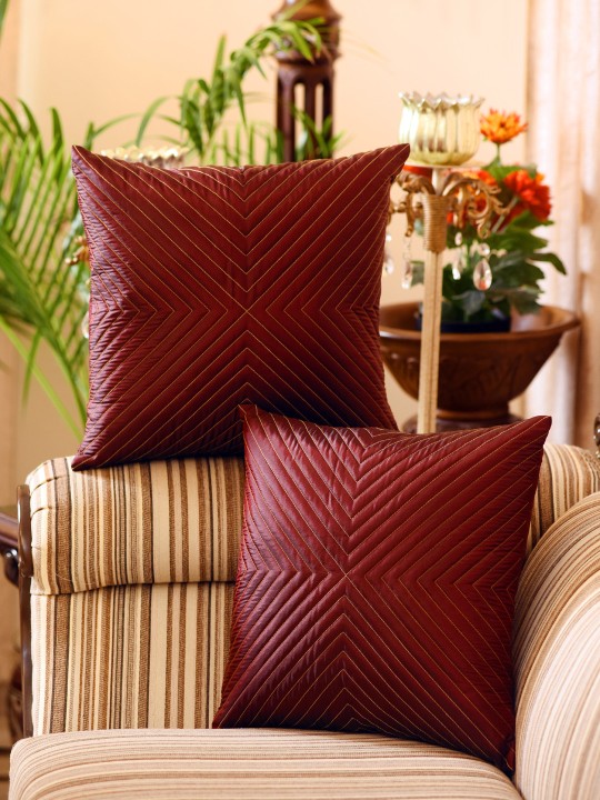 Maroon Set of 2 Geometric Square Cushion Covers