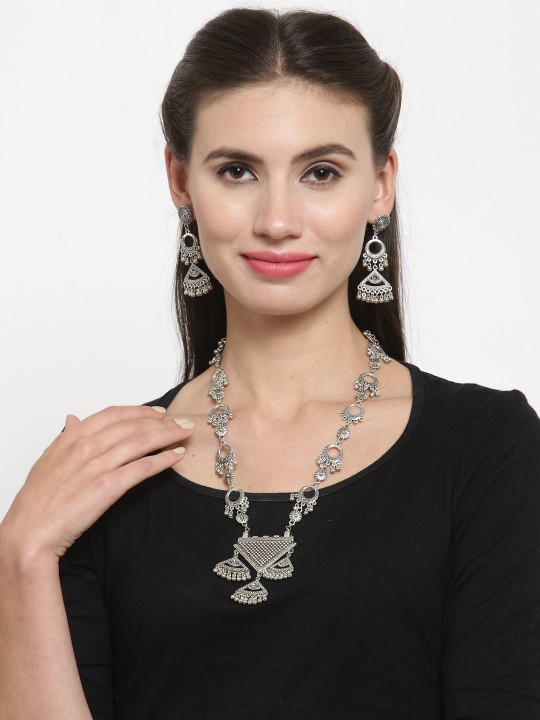 Women Silver-Toned Designer Necklace & Earring Set