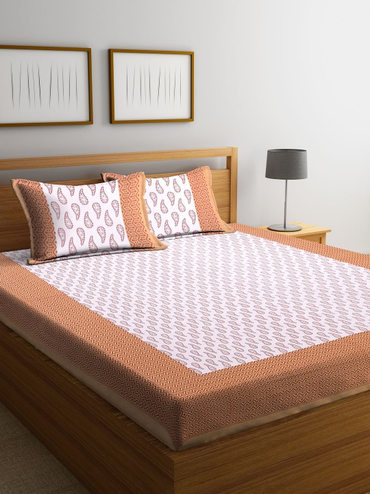White & Maroon Geometric Flat 144 TC Cotton 1 King Bedsheet with 2 Pillow Covers