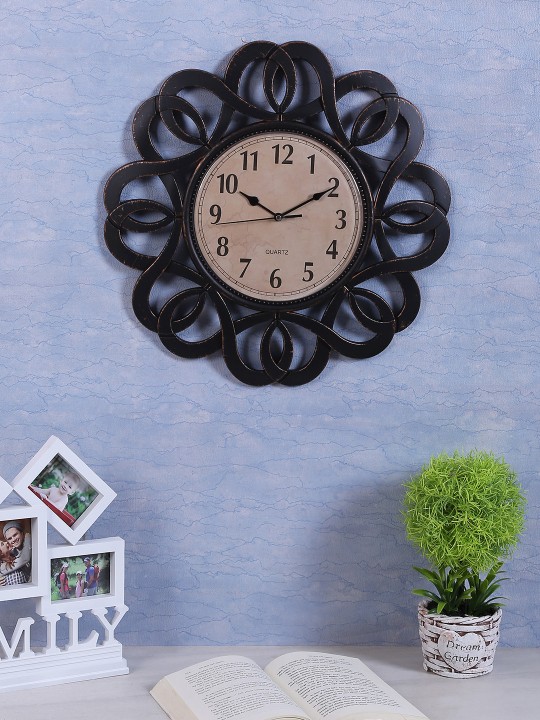 Beige & Black Round Solid Analogue Wall Clock with Cut-Outs