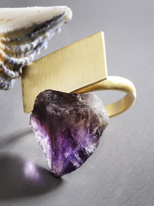 Purple Gold-Plated Onyx-Studded Handcrafted Adjustable Finger Ring
