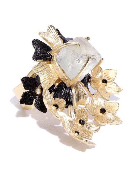 Black Gold-Plated Onyx-Studded Handcrafted Floral Adjustable Finger Ring