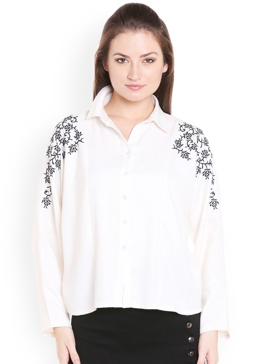 Women Off-White Striped Top M