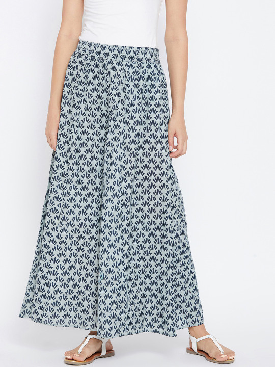 PANIT Women Blue Printed Flared Palazzos