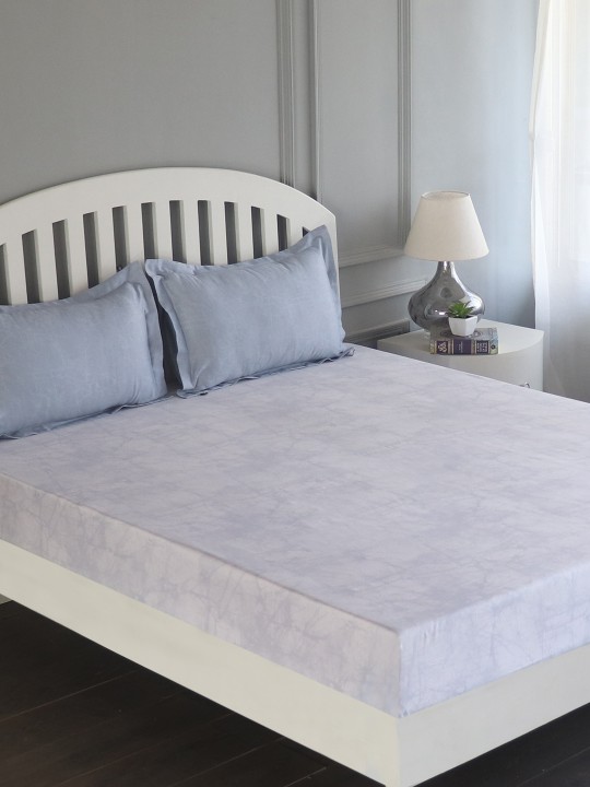 Grey Abstract Flat 210 TC Cotton 1 Extra Large Bedsheet with 2 Pillow Covers