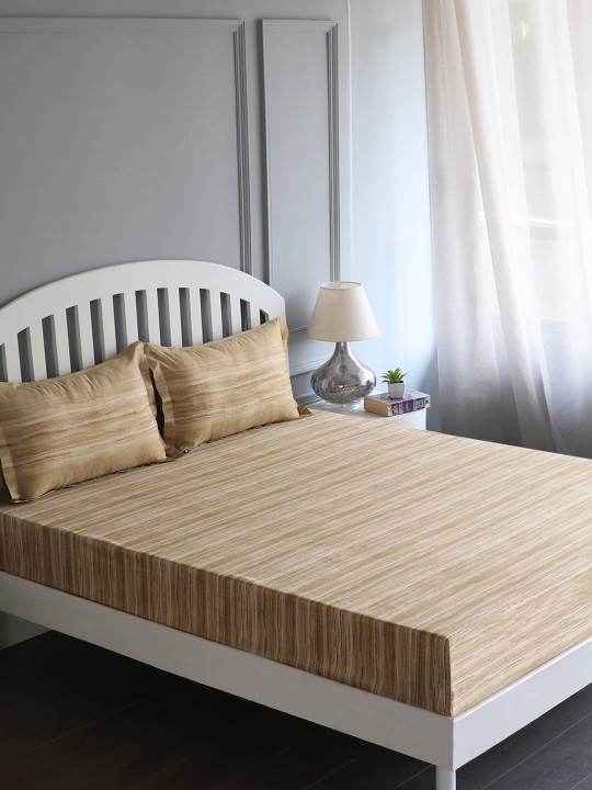Brown Geometric Flat 210 TC Cotton Double Bedsheet with 2 Pillow Covers