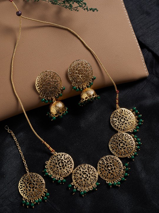 Women Gold-Toned & Green Handcrafted Jewellery Set