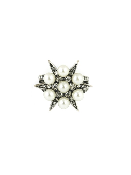 Women Silver-Toned Pearl & Crystal Studded Ring