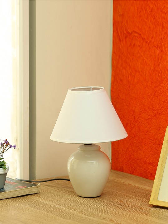 White Ceramic Table Lamp With Shade