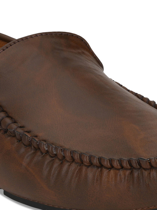 men brown loafers