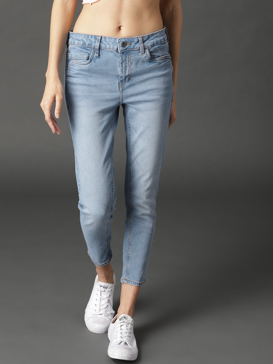 Roadster Women Blue Skinny Fit Mid-Rise Clean Look Stretchable Crop Jeans