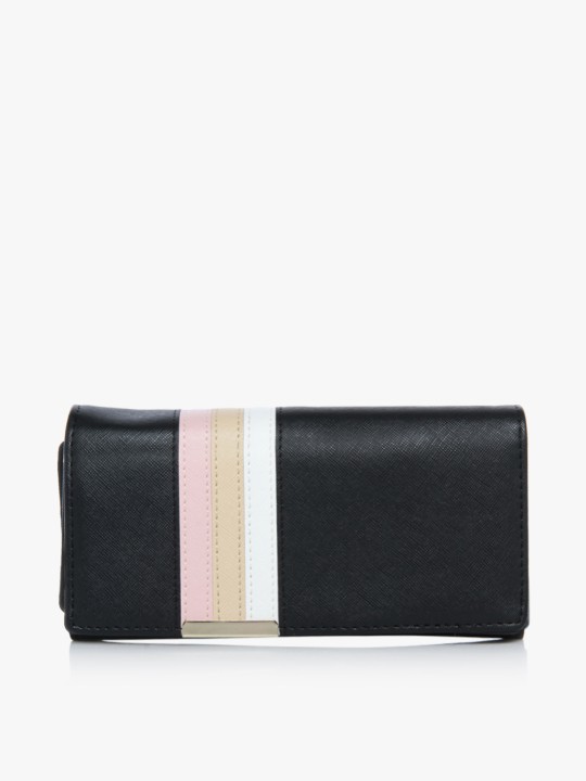 Black Clutch