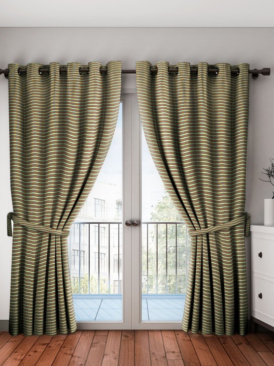 Jacquard Checkered Cotton Eyelet Window Curtain - 5 Ft - Green - Set of 2