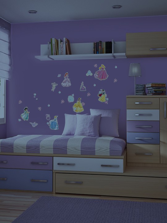 Kids Multicoloured Glow-In-The-Dark Princess Wall stickers