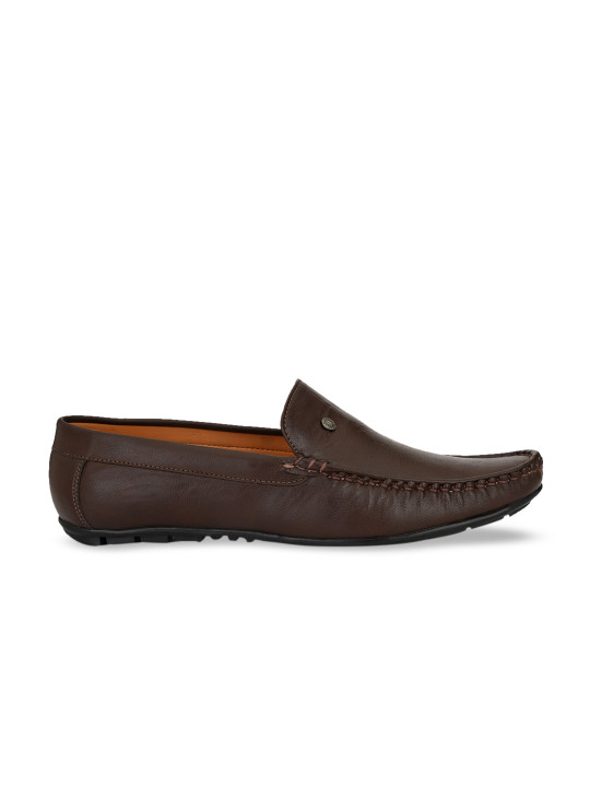 men brown loafers