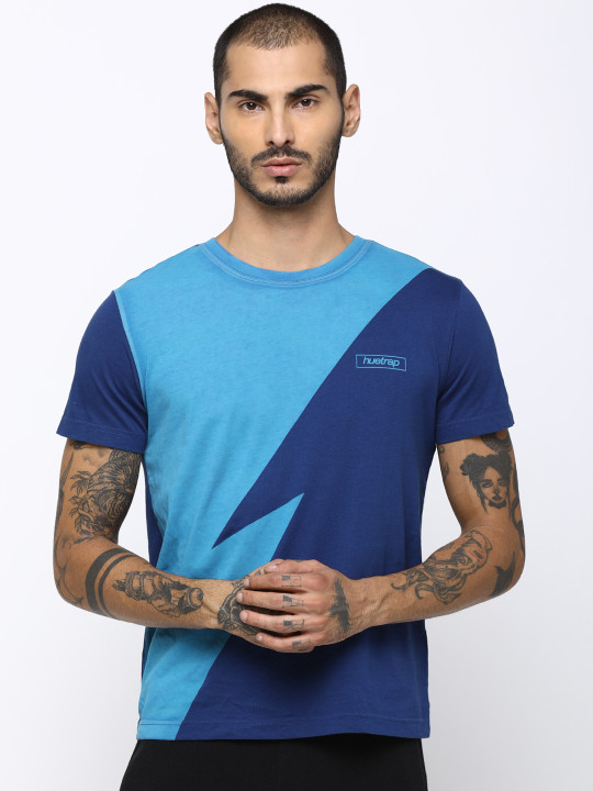 Huetrap Men Blue Colourblocked Round Neck T-shirt