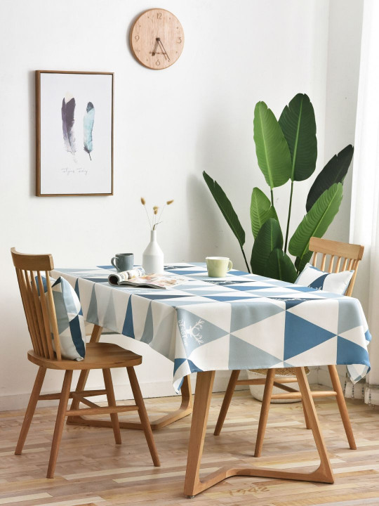 MODERN HOMES Blue & White Geometric Printed Rectangular Table Cover