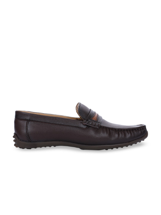 men brown loafers