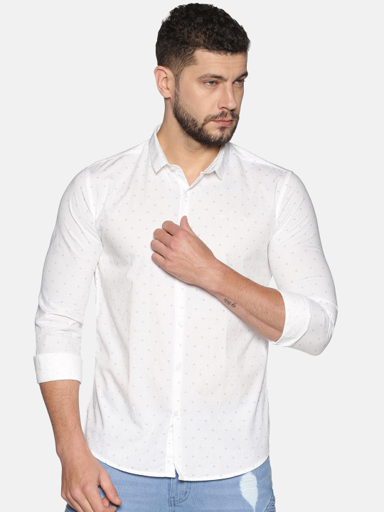 SHOWOFFFF Men White & Blue Slim Fit Printed Casual Shirt