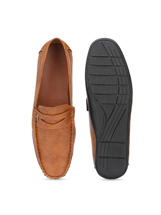 men tan loafers