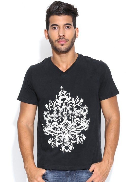 Black Printed T-shirt S
