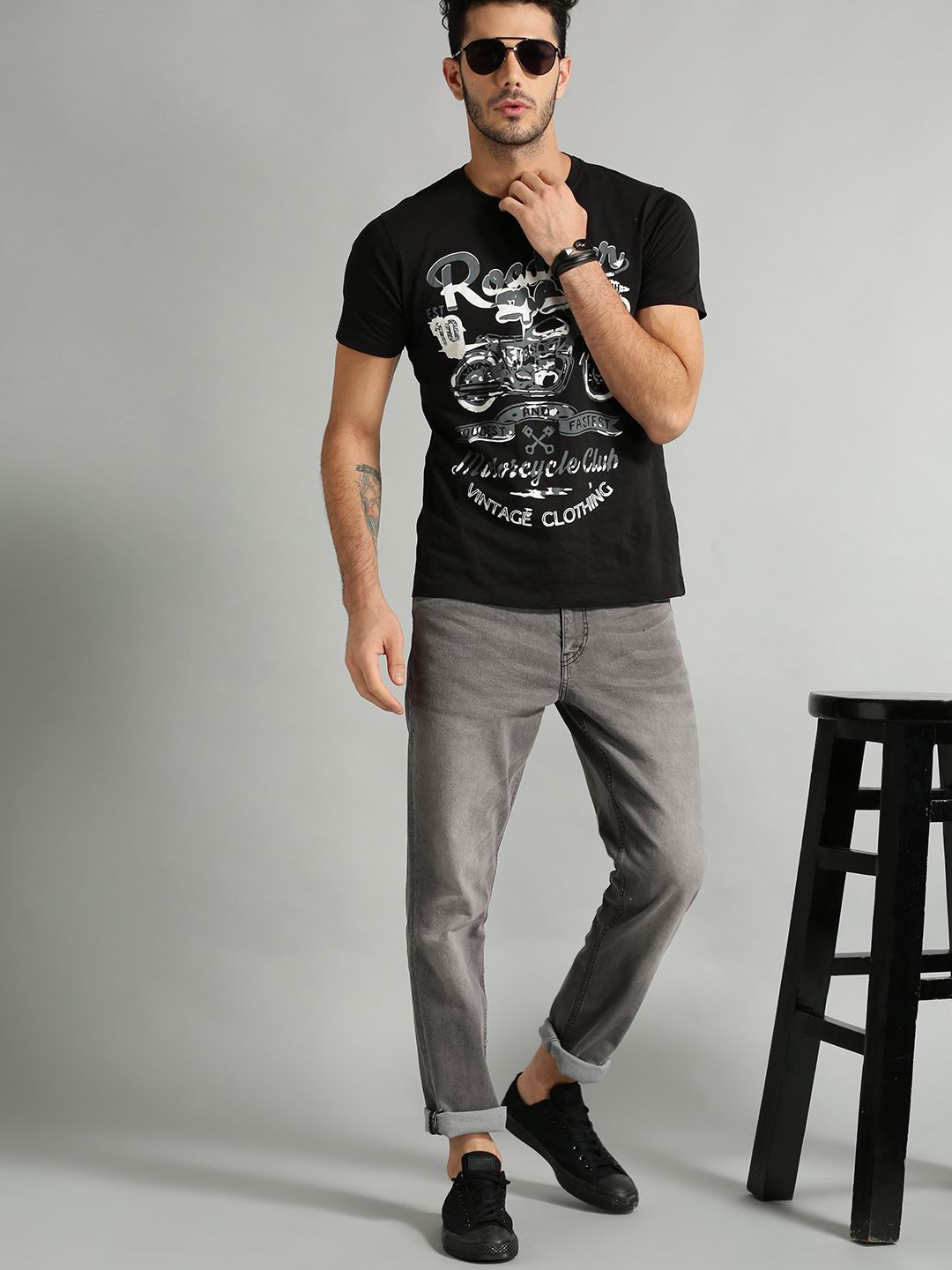 Roadster Men Grey Slim Fit Mid-Rise Clean Look Stretchable Jeans (Image - 3)