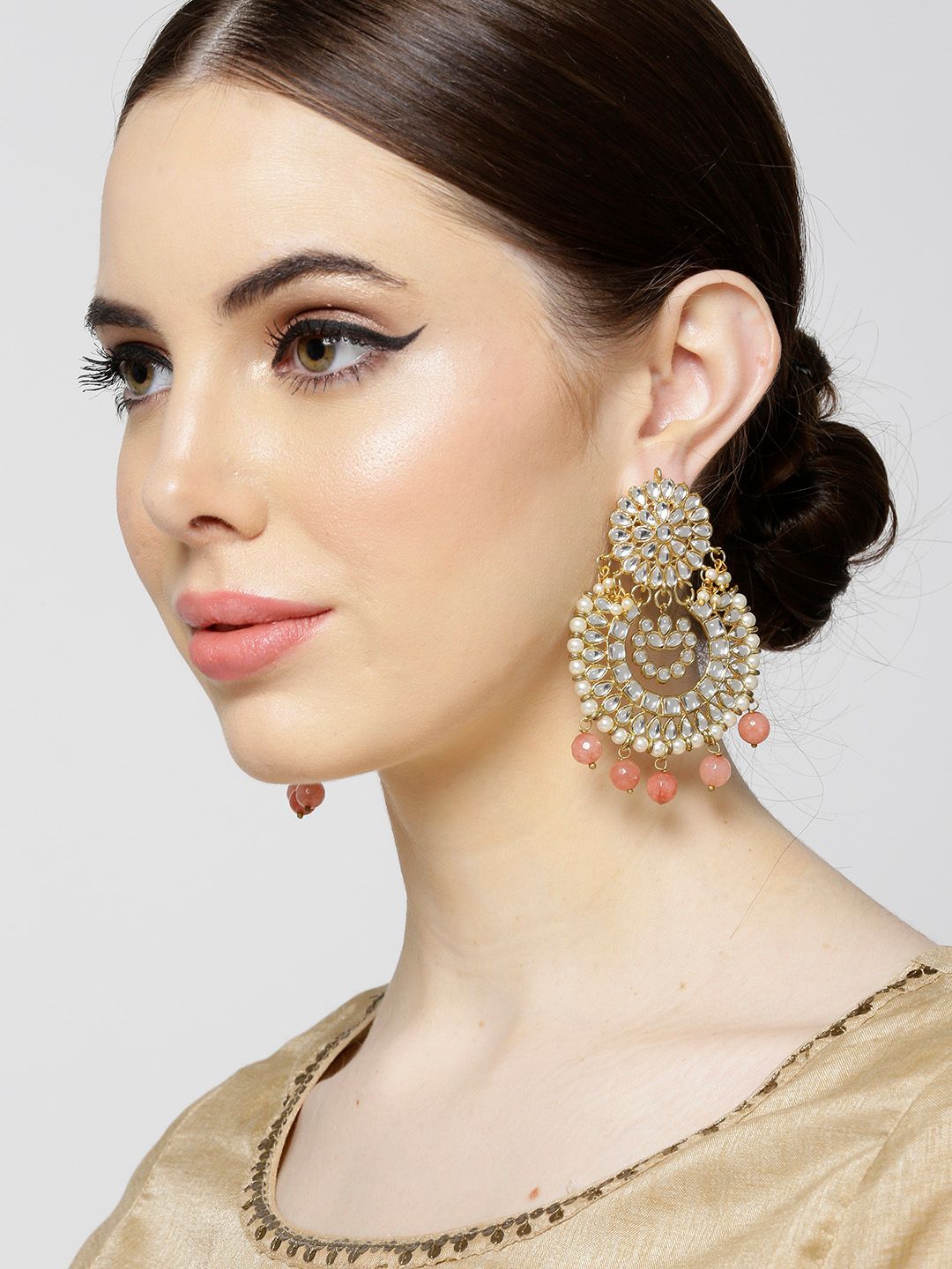 KARATCART Peach-Coloured & Off-White Gold-Plated Stone-Studded Crescent Shaped Chandbalis (Image - 3)