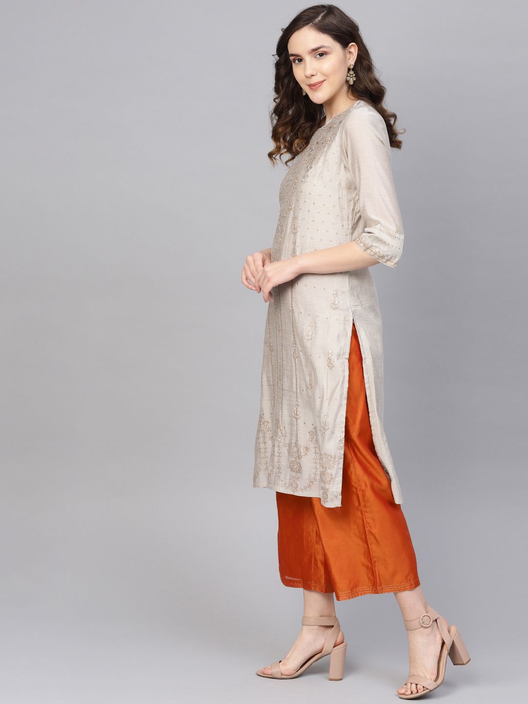 W Women Beige & Golden Printed Straight Kurta (Image - 2)