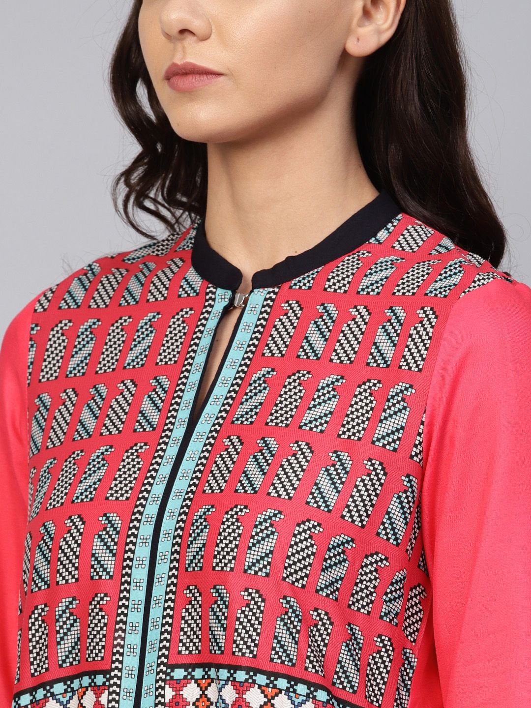 W Women Pink & Sea Green Printed Straight Kurta (Image - 1)