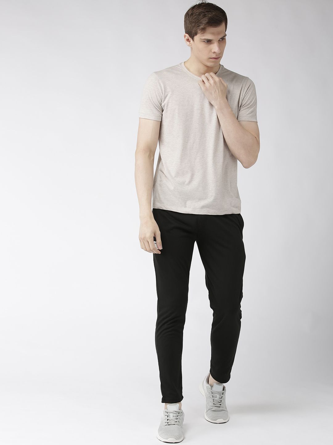 Hubberholme Black Slim Fit Solid Track Pants (Image - 3)