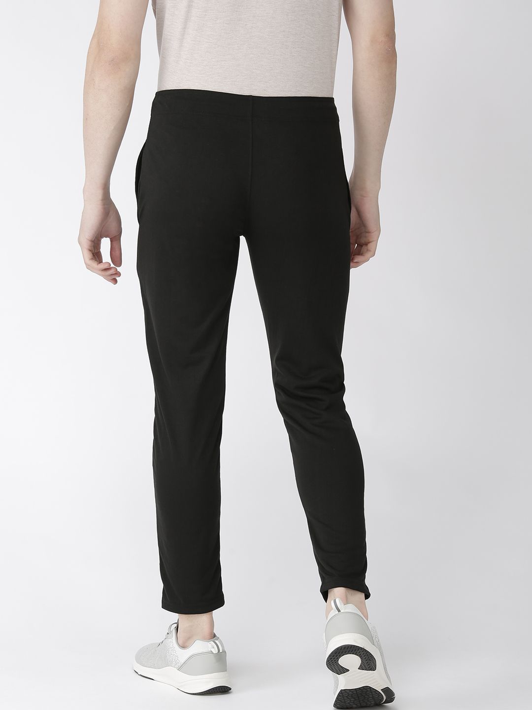 Hubberholme Black Slim Fit Solid Track Pants (Image - 2)