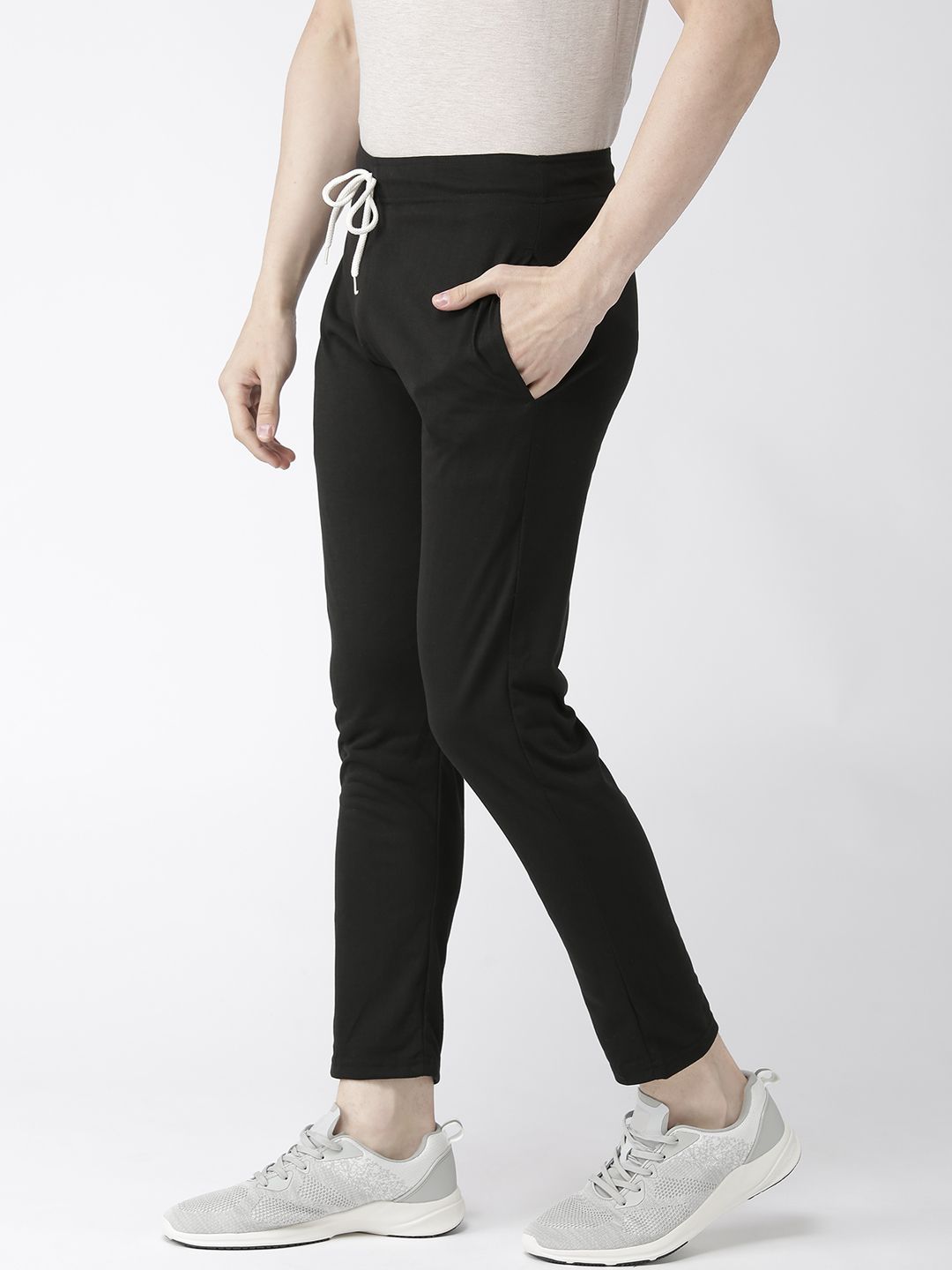 Hubberholme Black Slim Fit Solid Track Pants (Image - 1)
