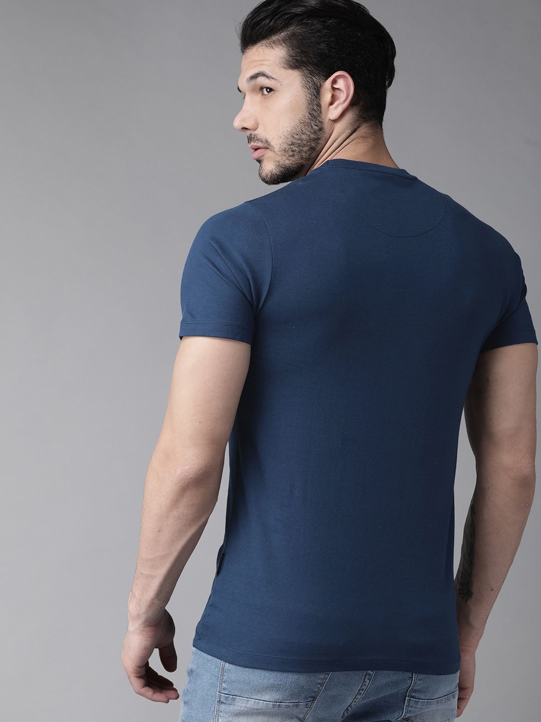Roadster Men Navy Blue Embossed Printed Round Neck T-shirt (Image - 3)
