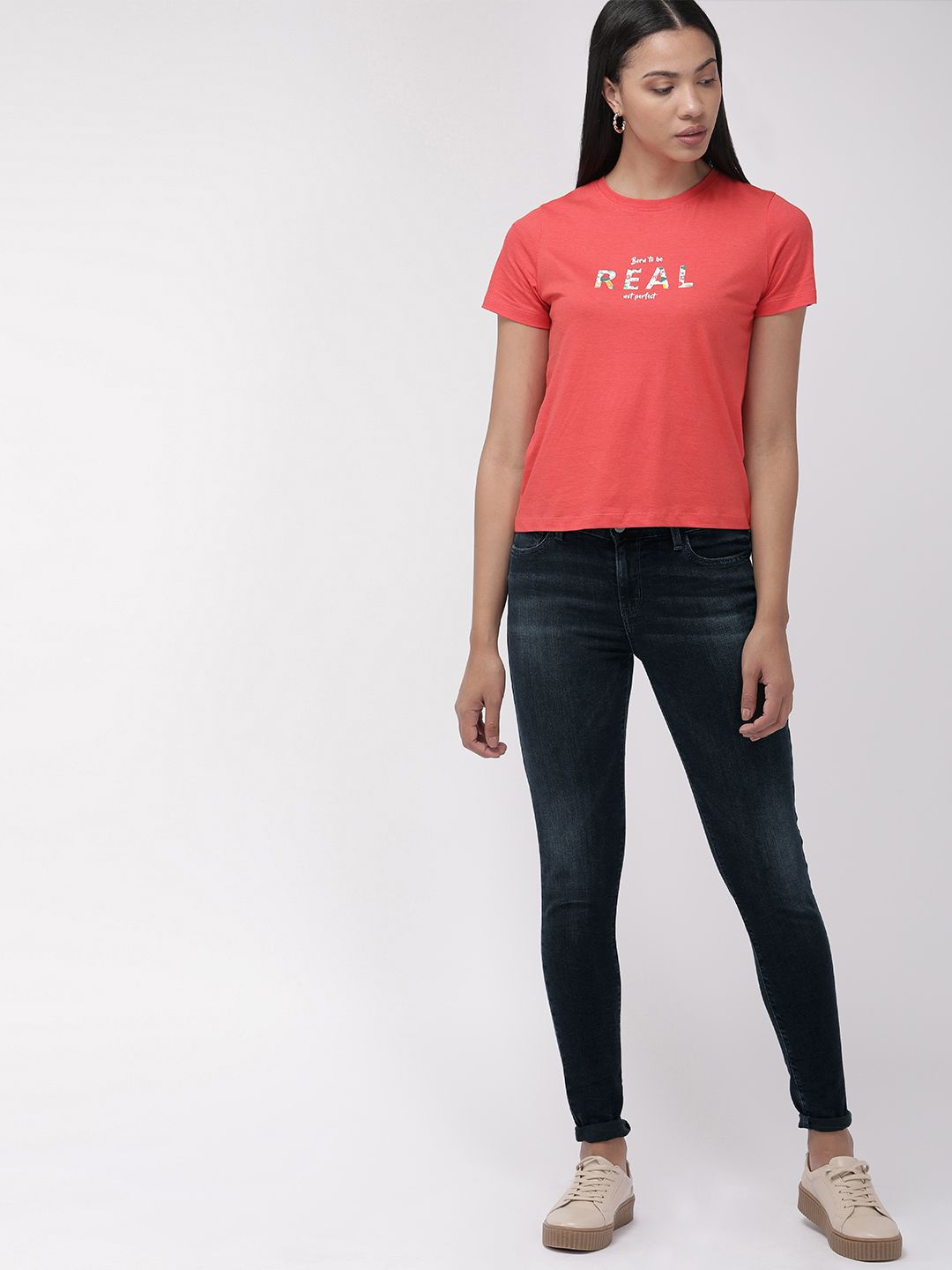 Levis Women Black 710 Super Skinny Fit Mid-Rise Clean Look Stretchable Jeans (Image - 3)
