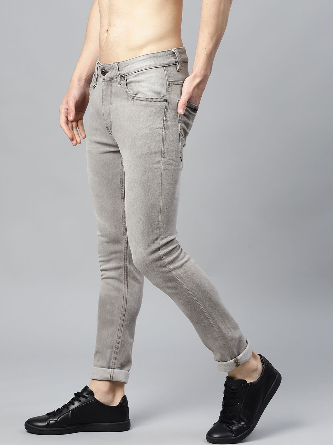 Roadster GreenTurn Men Grey Skinny Fit Mid-Rise Clean Look Stretchable Jeans (Image - 1)