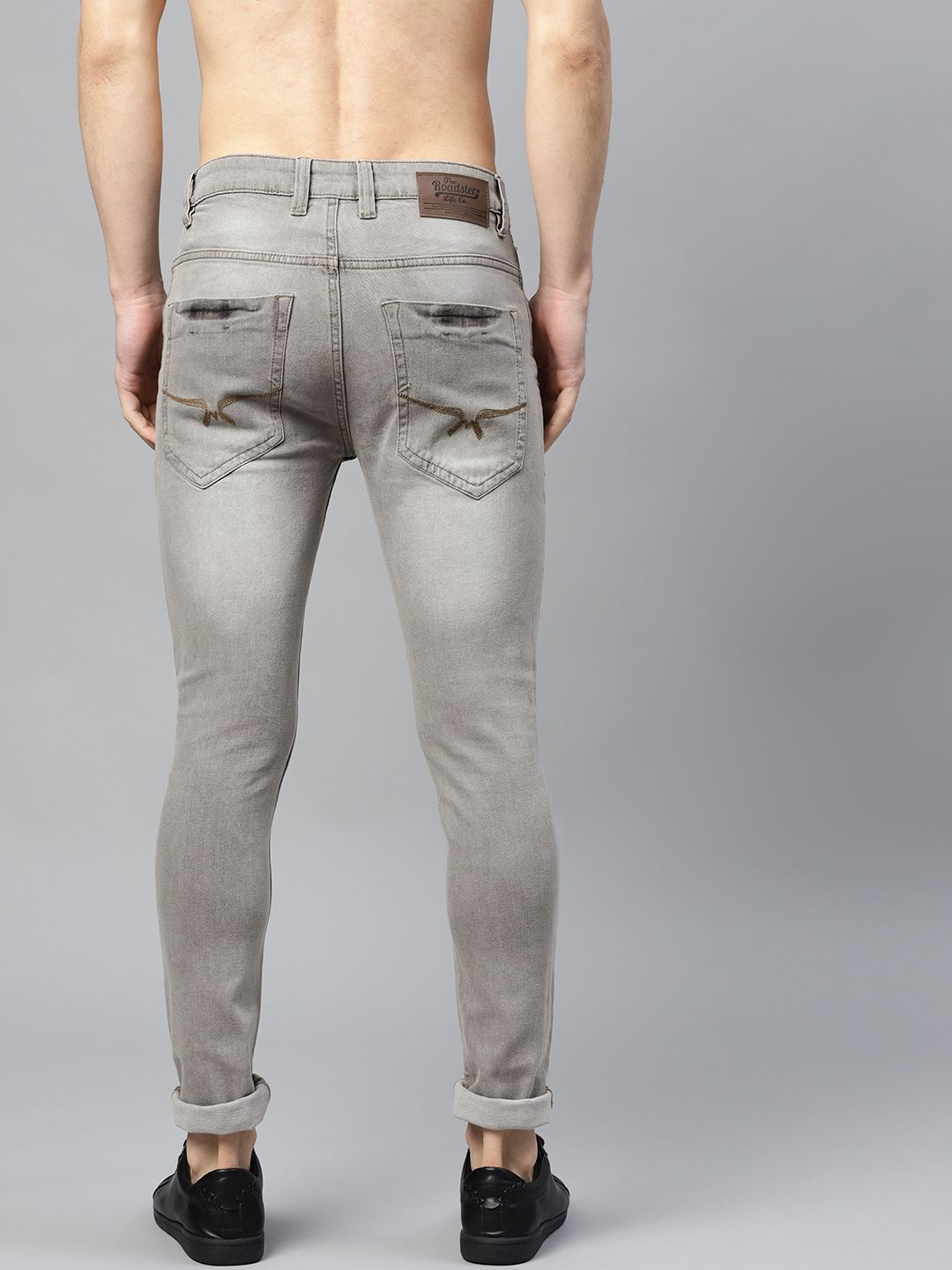 Roadster GreenTurn Men Grey Skinny Fit Mid-Rise Clean Look Stretchable Jeans (Image - 2)