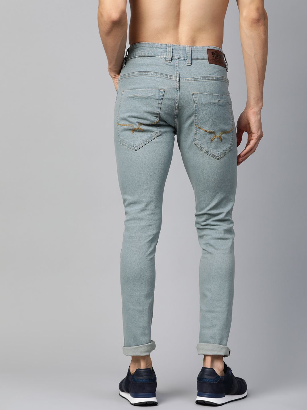 Roadster Men Blue Skinny Fit Mid-Rise Low Distressed Save Water Stretchable Jeans (Image - 2)