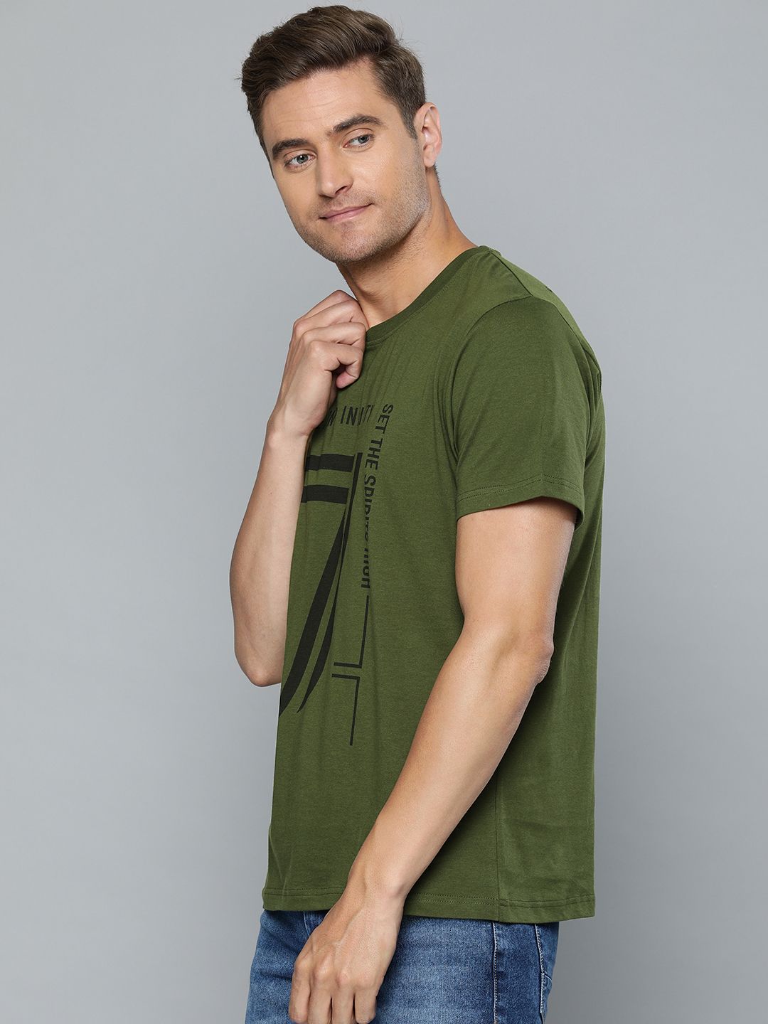 HERE&NOW Men Olive Green Printed Round Neck T-shirt (Image - 2)