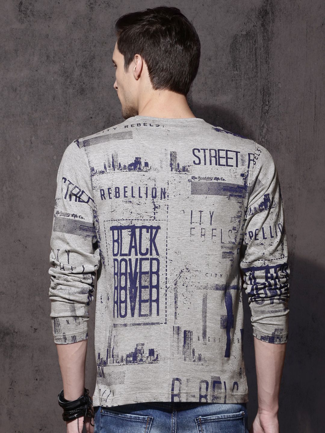 Roadster Men Grey Melange All-Over-Printed T-shirt (Image - 2)