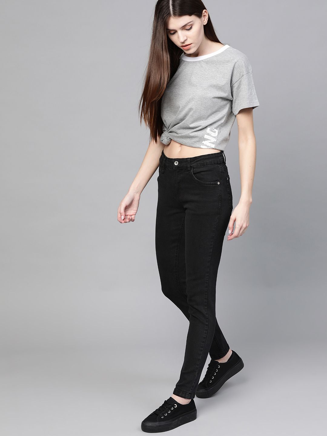 Roadster Women Black Skinny Fit Mid-Rise Clean Look Stretchable Jeans (Image - 3)
