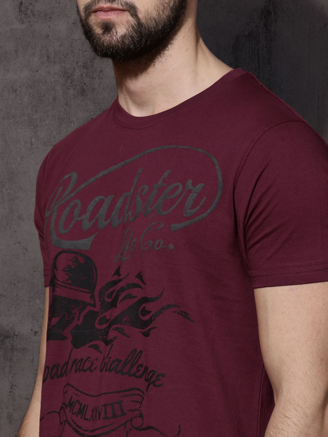 Roadster Men Maroon Printed Round Neck T-Shirt (Image - 1)