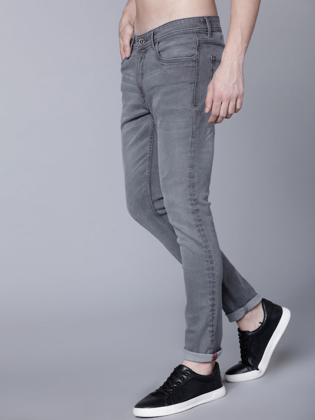 LOCOMOTIVE Men Grey Slim Fit Mid-Rise Clean Look Stretchable Jeans (Image - 1)