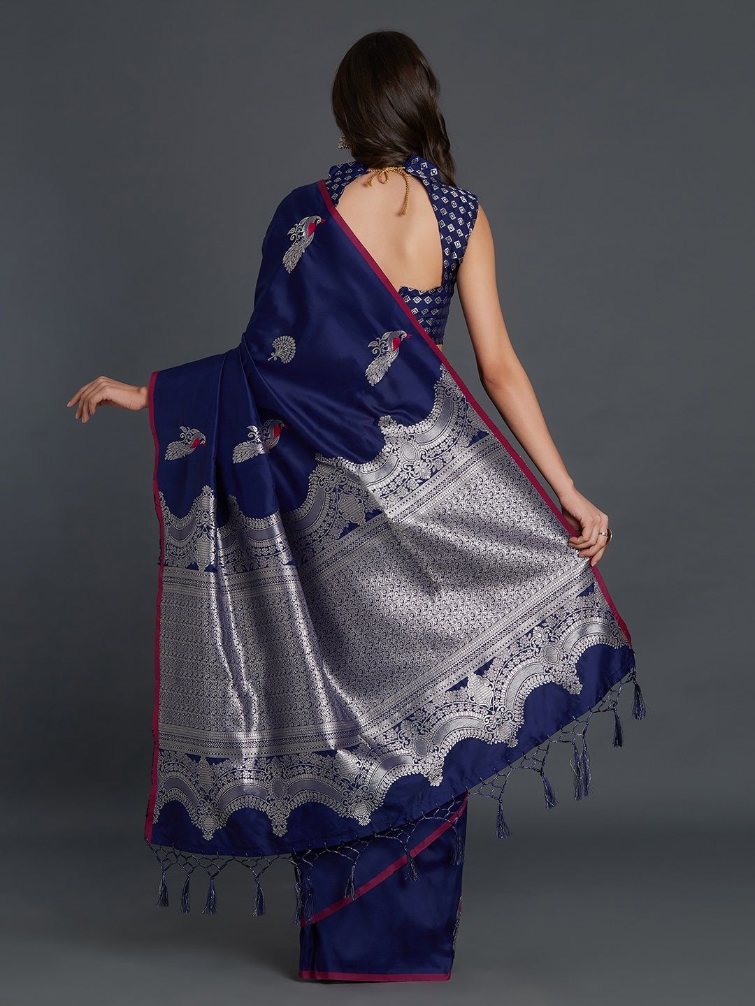 Mitera Navy Blue Silk Blend Solid Banarasi Saree (Image - 3)