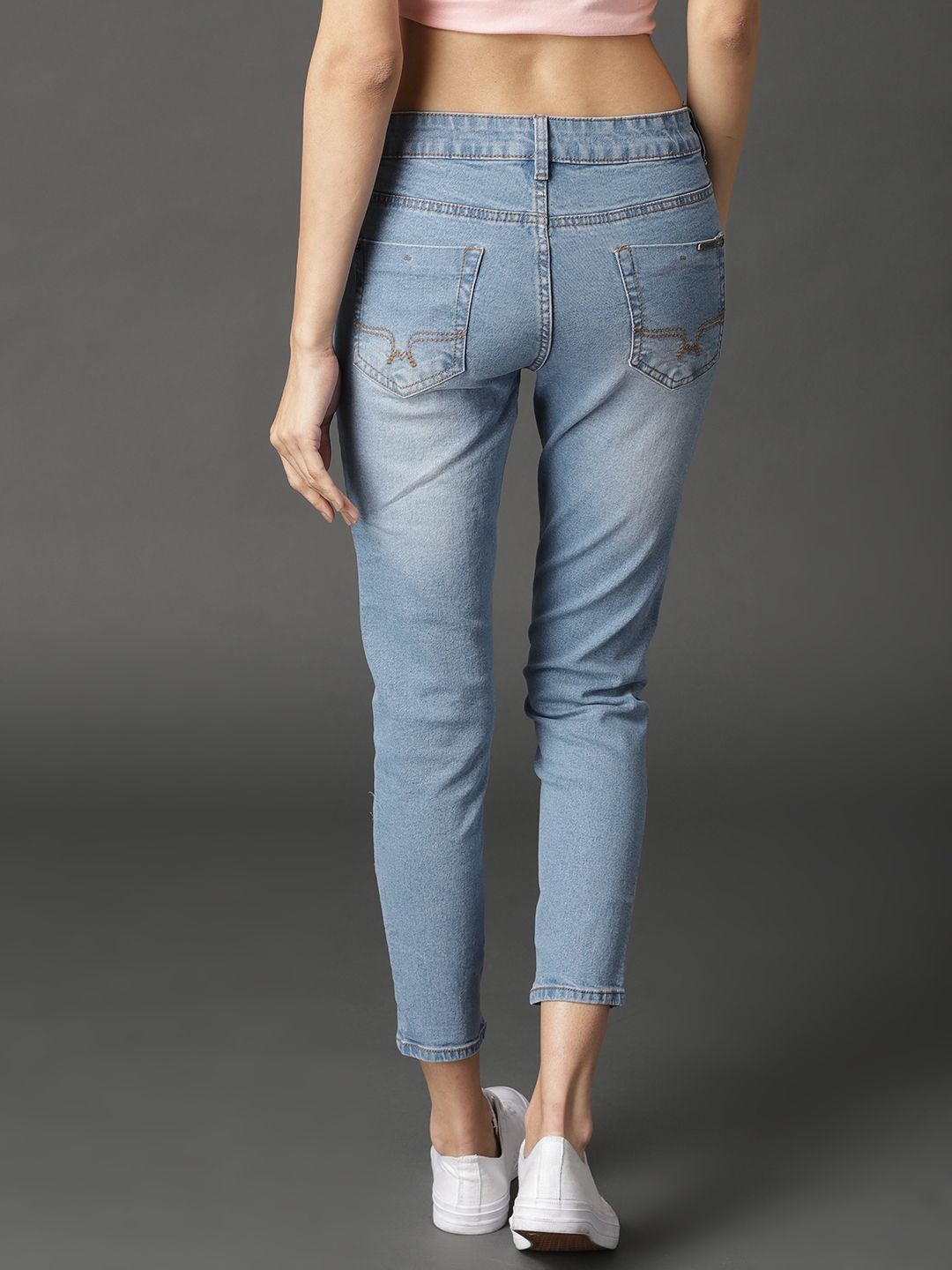 Roadster Women Blue Skinny Fit Mid-Rise Clean Look Stretchable Crop Jeans (Image - 2)