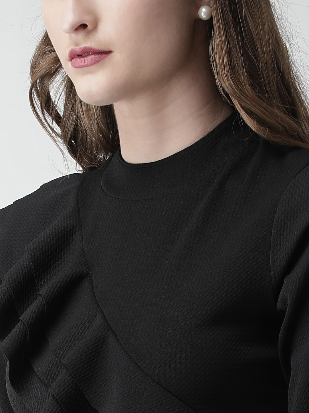 KASSUALLY Women Black Solid High-Low Top (Image - 1)