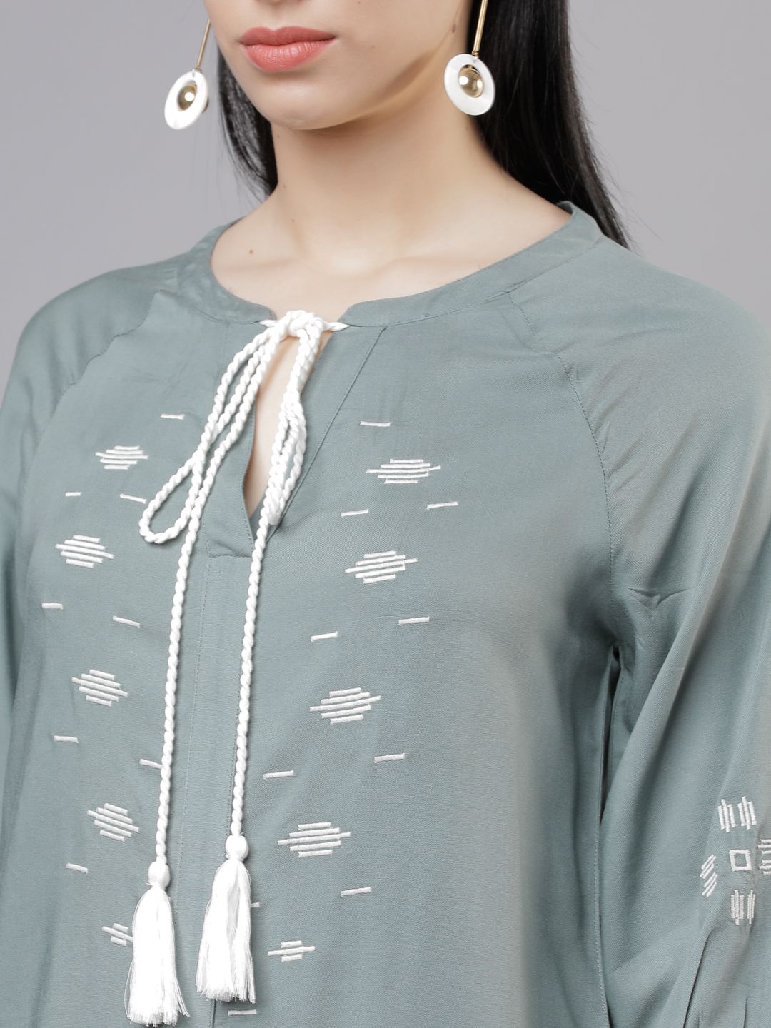 Tokyo Talkies Women Olive Green Printed A-Line Top (Image - 1)