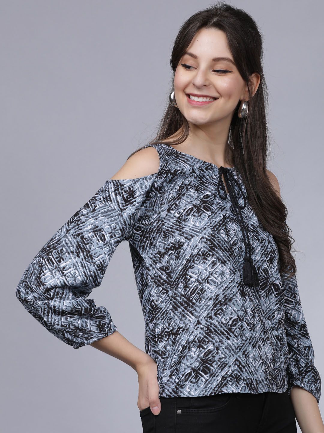 Tokyo Talkies Women Black Printed Top (Image - 2)