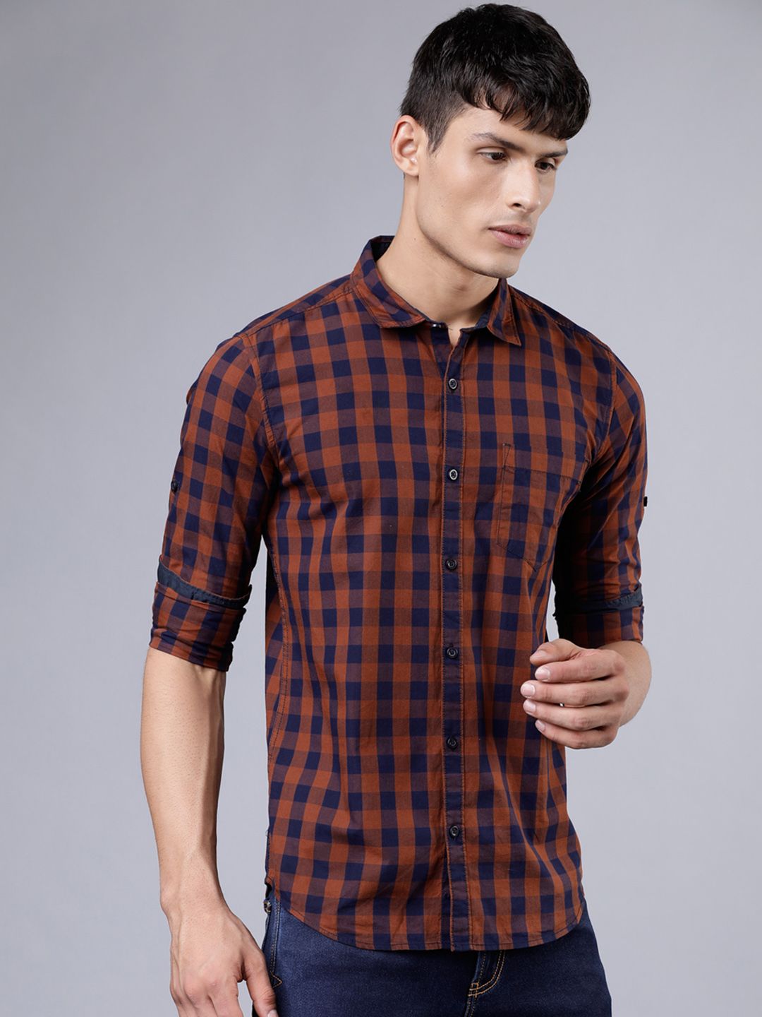 HIGHLANDER Men Navy Blue & Rust Slim Fit Checked Casual Shirt (Image - 2)